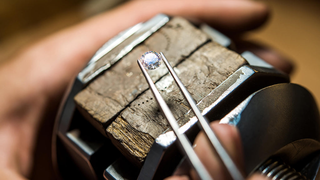 Checking a diamond quality